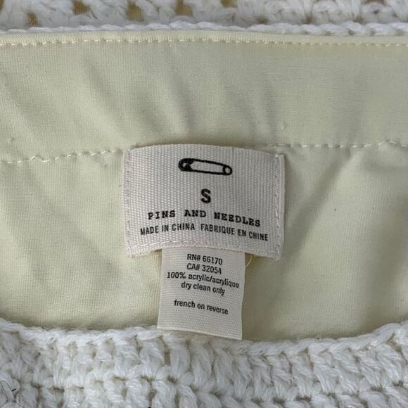 NWOT Anthropologie Winter White Crochet Skirt - Picture 2 of 3